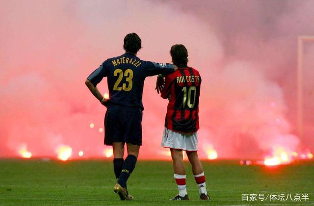 英超-维尔茨造乌龙范迪克致丢球 利物浦1-1桑德兰（英超：维尔茨迫使对手乌龙，范迪克失误送礼，利物浦1-1战平桑德兰）
