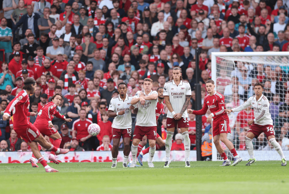 国脚新纹身曝光，引发粉丝讨论